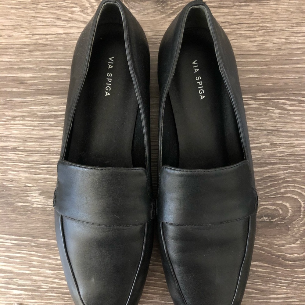 NEW WITH TAGS Via Spiga Flats
